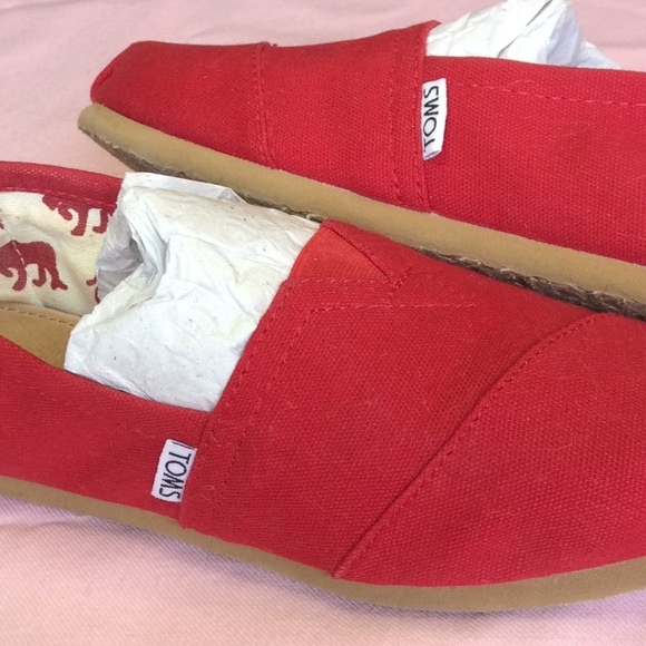 FINAL SALE PRICE Nearly New Toms Red Canvas Shoes 7.5W - Picture 4 of 5